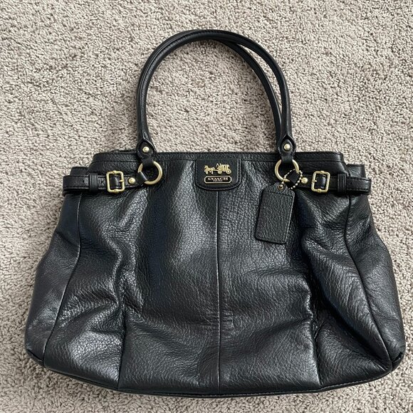 Coach Handbags - COACH black leather handbag